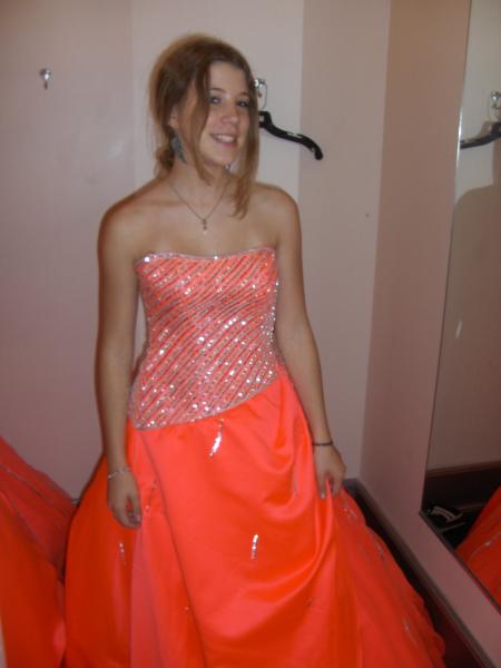 Jolie la robe !!